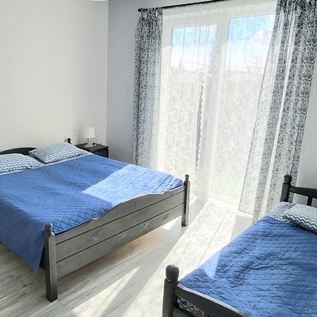 Emada- Pokoje Goscinne I Studia Ostrowo  Quarto foto