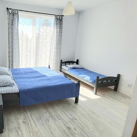 Emada- Pokoje Goscinne I Studia Ostrowo  Quarto foto