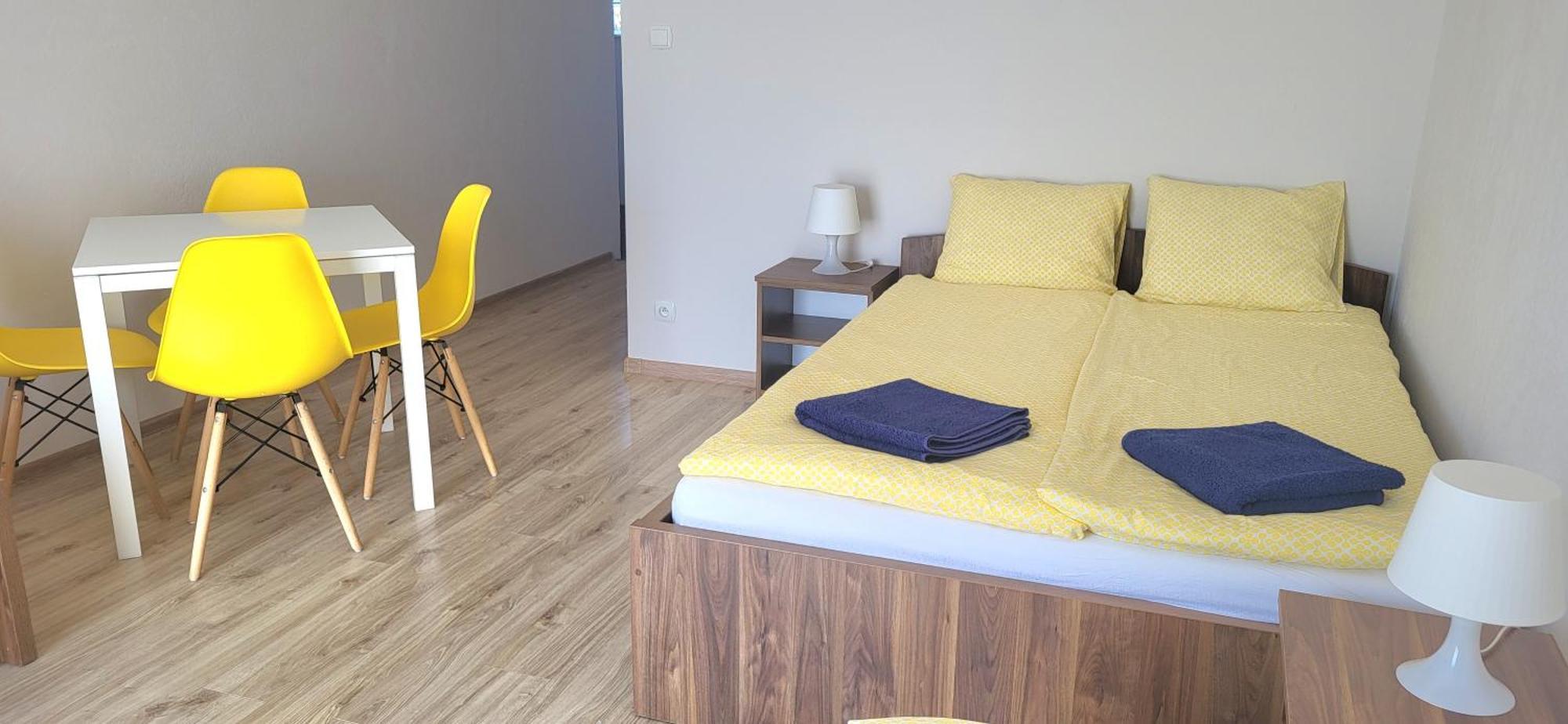 Emada- Pokoje Goscinne I Studia Ostrowo  Quarto foto